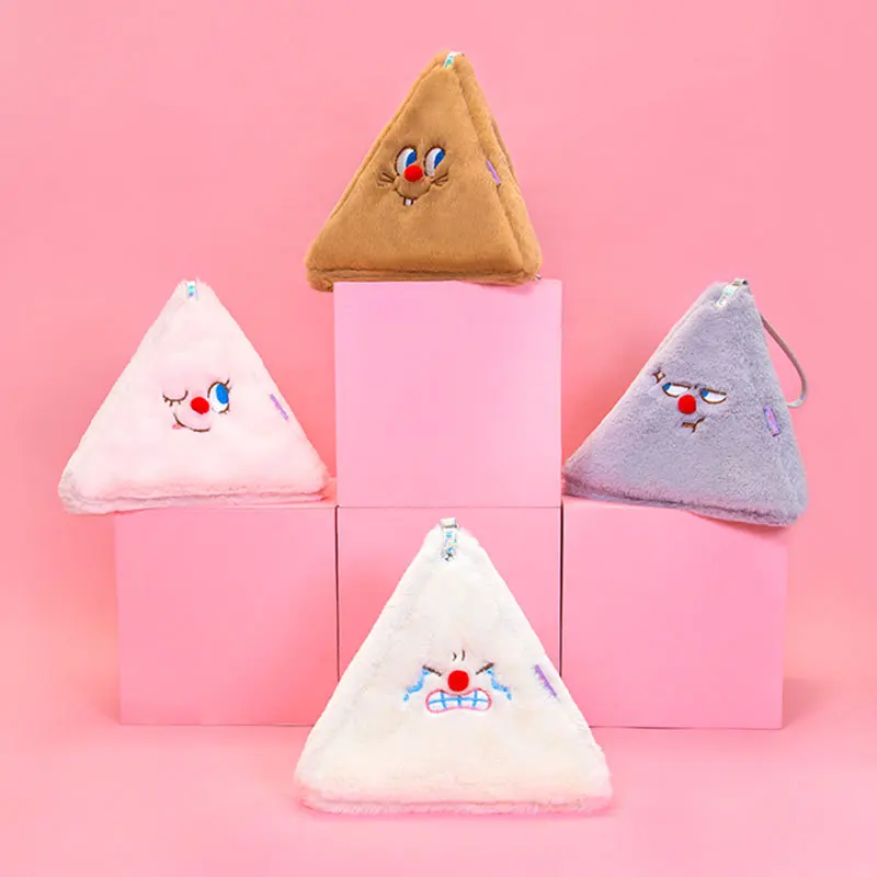 Milkjoy красный нос вышивка треугольная сумка плюшевая ручная сумка Harajuku ветер девушка сердце милый кошелек для монет