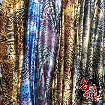 

Leopard Image Polyester Printed Satin Fabric Cloth Dress Clothing Image Leopard Lining COS Silk Scarf