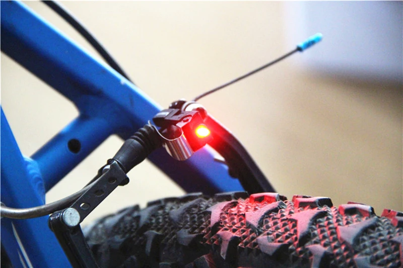 Best MTB Mini V Brake Bike Light Tail Rear Bicycle Light Cycling LED Light High Brightness Waterproof Lamp Cycling Accessories 2