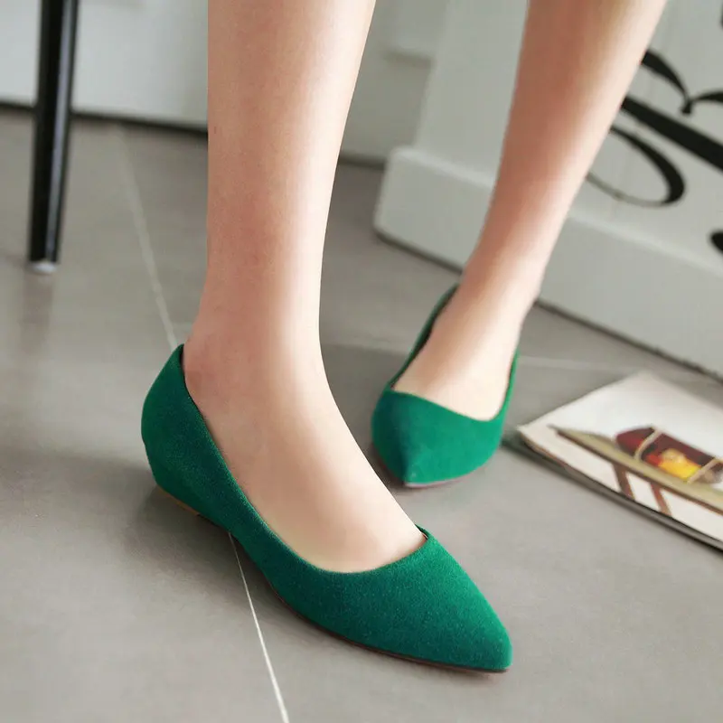 ZawsThia/Повседневная Женская обувь с острым носком; Цвет зеленый, красный, черный; лофтеры для девочек; женские туфли-лодочки на низкой танкетке без застежки; женская обувь; размер 43