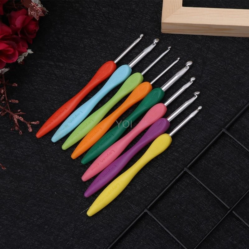 8Pcs Bearded Needle Crochet Hooks Set Ergonomic Soft-Grip Handle Sewing Knitting