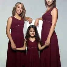 ТРАПЕЦИЕВИДНОЕ ПЛАТЬЕ подружки невесты с v-образным вырезом