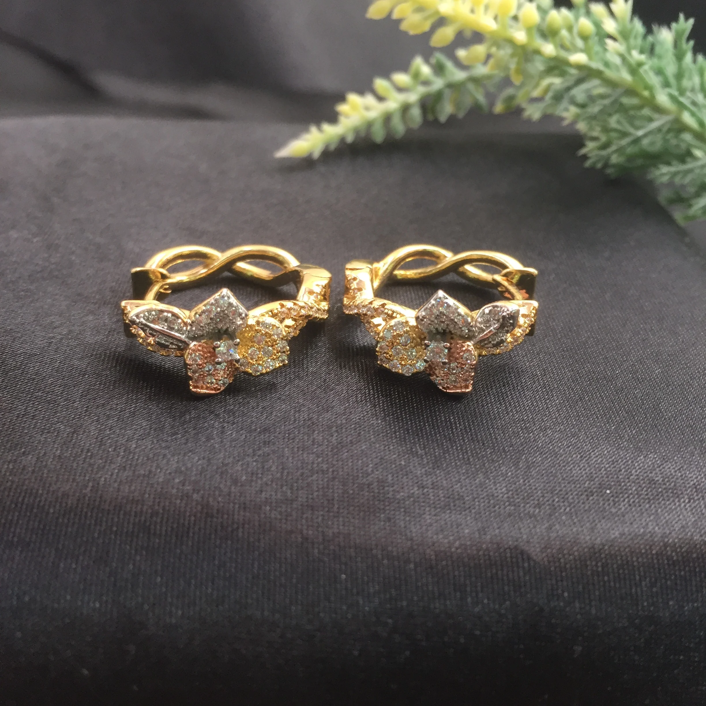 

Lanyika Fashion Jewelry Palm Leaf Charm Clover Blossoming Elegant Micro Plated Party Romantic Earrings Banquet Daily Best Gift