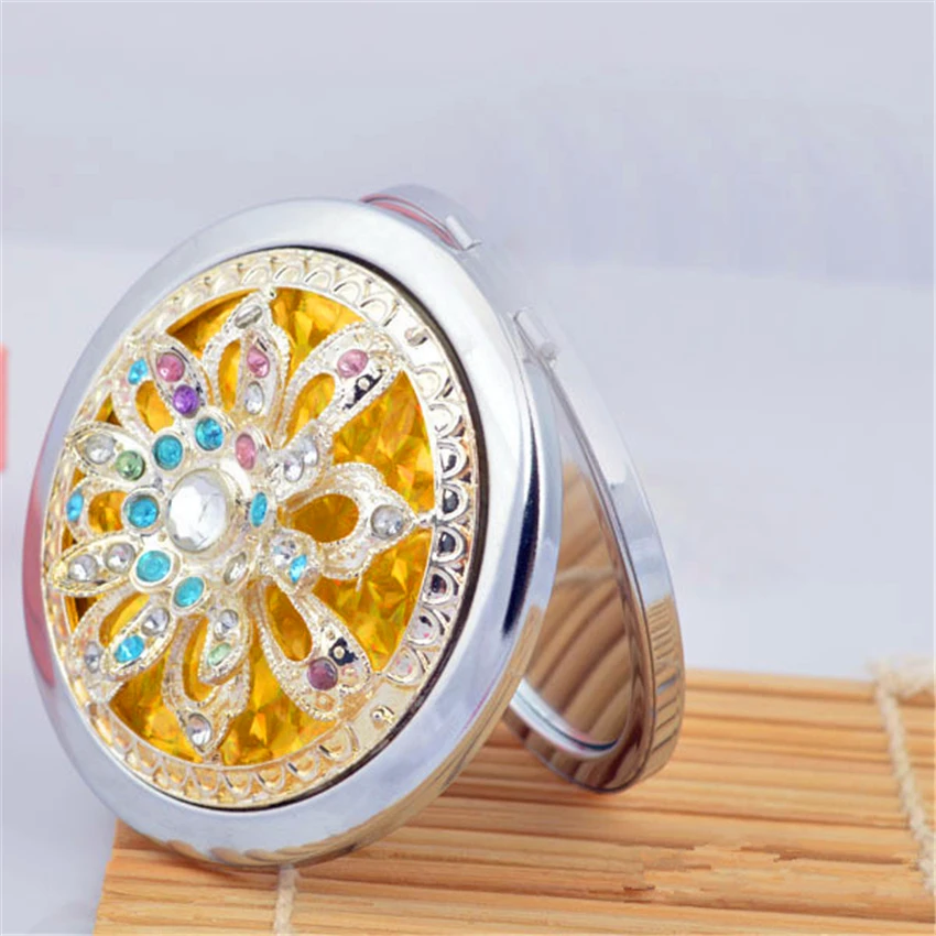 MakeUp Mirrors Chic Retro Vintage Classic Gold Metal Pocket Mirror