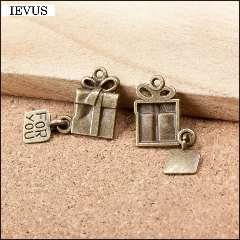 

Factory price 4 Pieces/Lot 25mm*14mm antique bronze plated metal gift box charm birthday present charm For Jewelry Making
