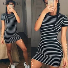 Kylie Jenner-Vestido de manga corta a rayas, cuello redondo, negro y blanco, informal, elegante, ajustado, Sexy