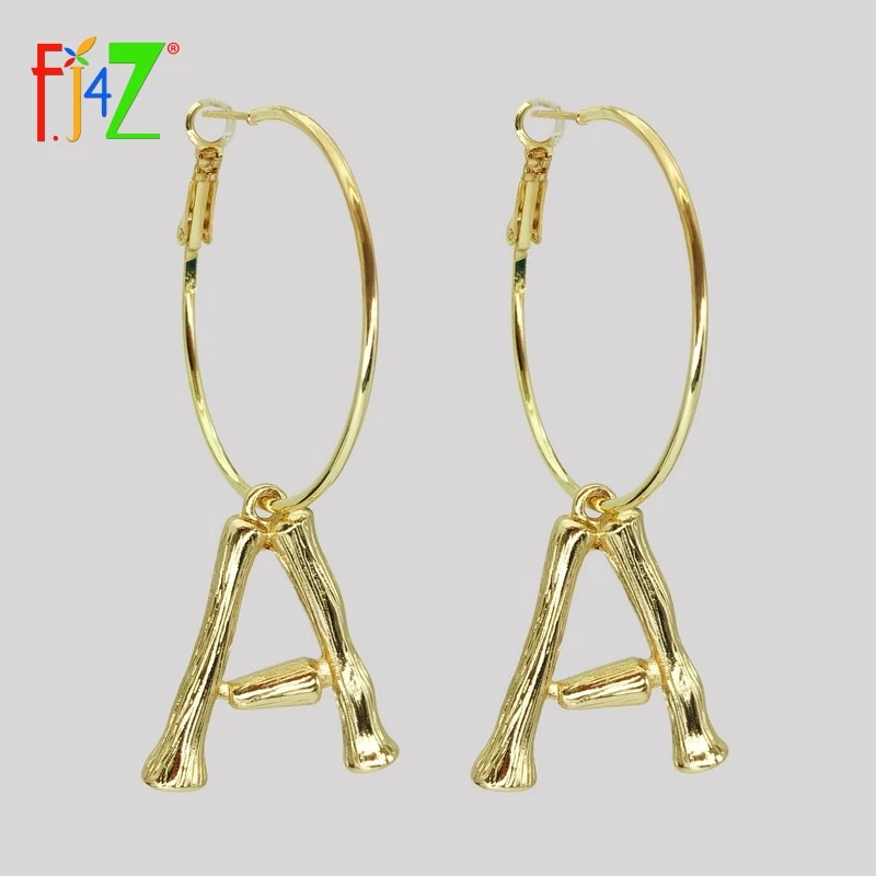 

F.J4Z Hot Women Letter Earrings Golden Alloy A-Z 26 Bamboo Initail Hoop Earrings Fashion Alphabet Ear Hoop pendientes iniciales