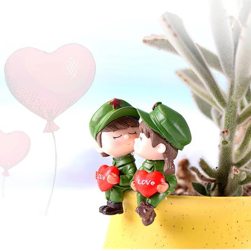 Статуэтка с сердцем для влюбленных солдат свадебное украшение куклы миниатюры
