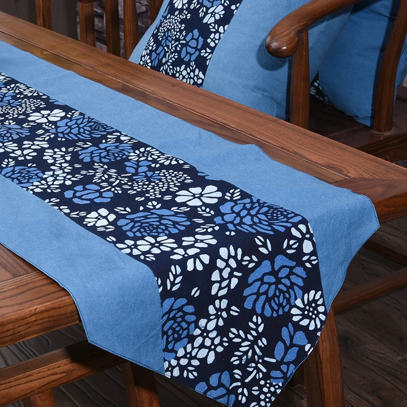 

1 piece table runner linen cotton fabric decorative active wax print cloth patchwork quilting 200 cm * 36 cm Chinese blue