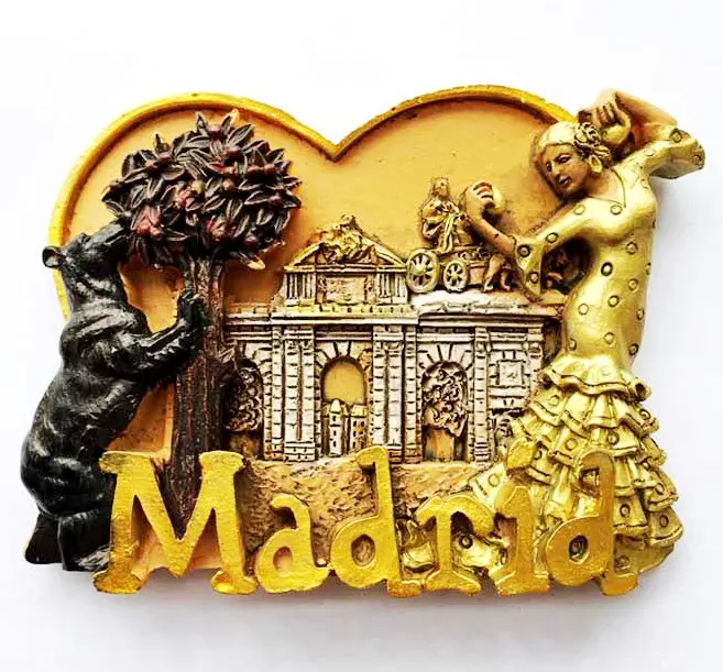 

Madrid Bear Strawberry Tree 3D Fridge Magnet World Tourism Souvenirs Refrigerator Magnetic Stickers Home Decortion