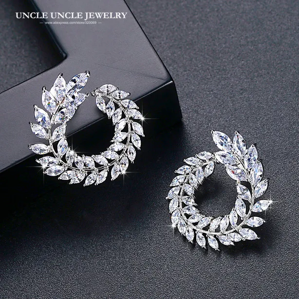 

Luxury Circle Olive Branch Design Brilliant AAA Clear Zirconia Set Crystal Leaves Element Woman Stud Earring Christmas Gifts