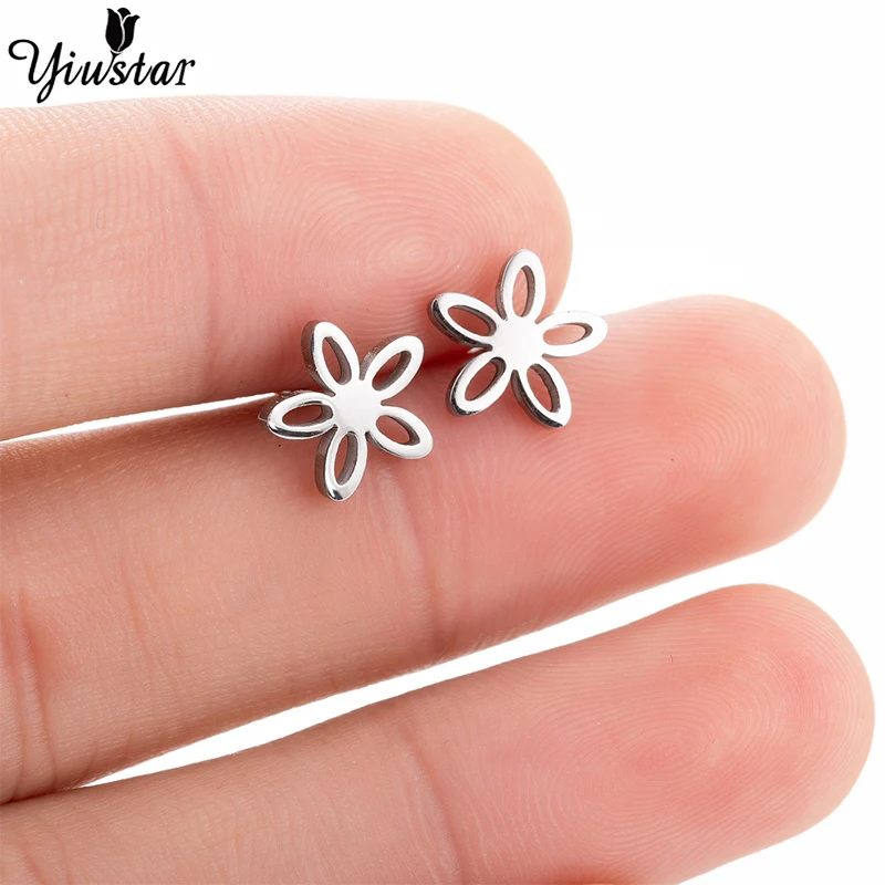 

Yiustar 2019 New Fashion Cute Charm Sweet Flower Ear Stud Piercing Earrings For Women Girls Charming Christmas Party Love Gifts