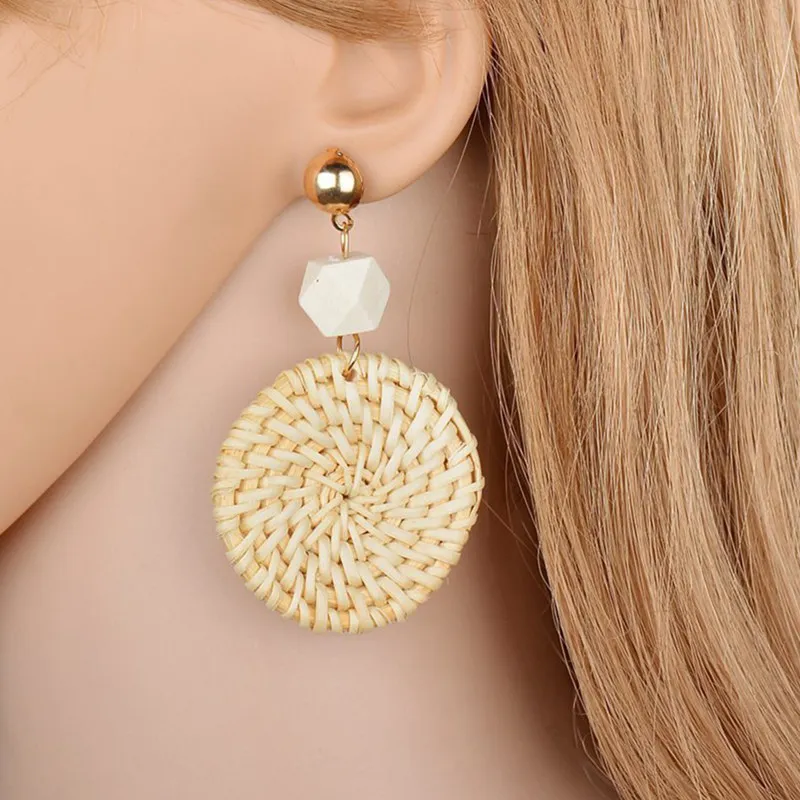 

2018 New Korea Handmade Wooden Straw Weave Rattan Vine Braid Geometric Big Circle Square Long Drop Earrings For Women Girl