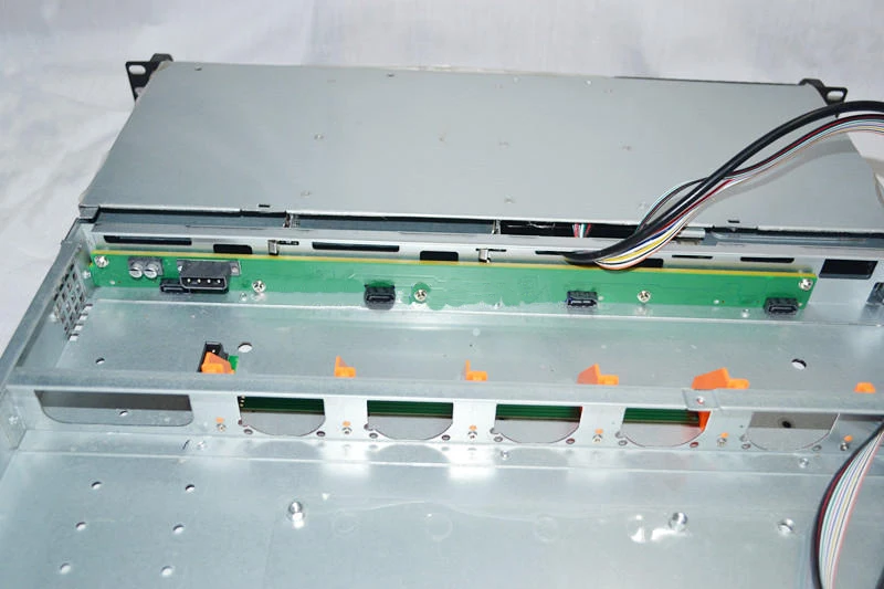 1U1404 4 Hard Disk Hot Plug Chassis 1U Rack Type