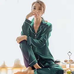 Новый имитация шелка Для женщин пижамы набор мягкой пижамы 2018 Весенняя мода Гладкий с длинным рукавом Домашняя одежда корешей Ночное