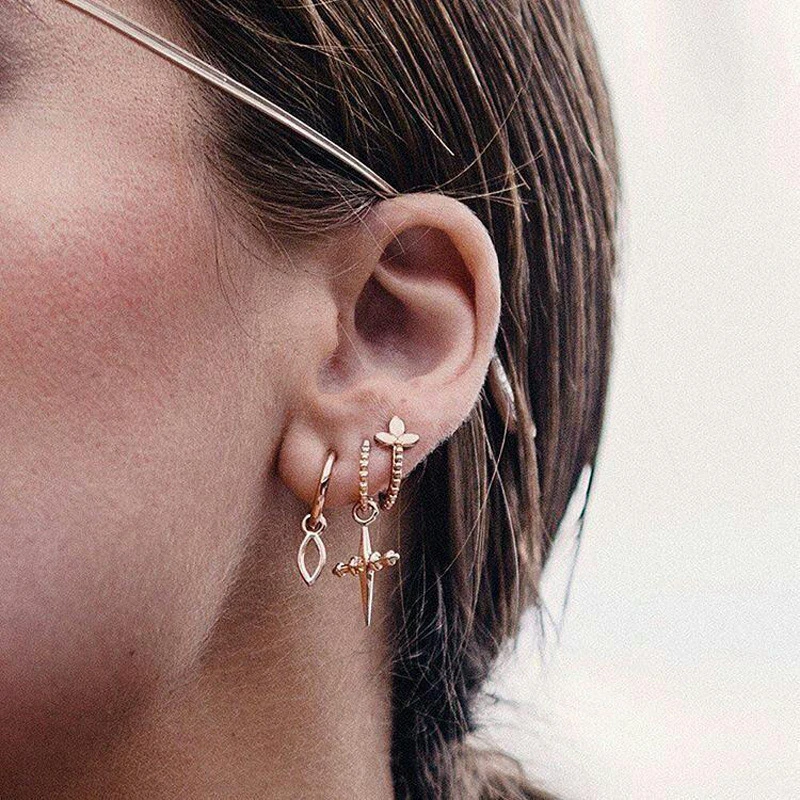 

Gold Romantic Small Stud Earrings Set Sword Antique Simple Earring Set for Women Fashion Party Jewelry Gift for Women