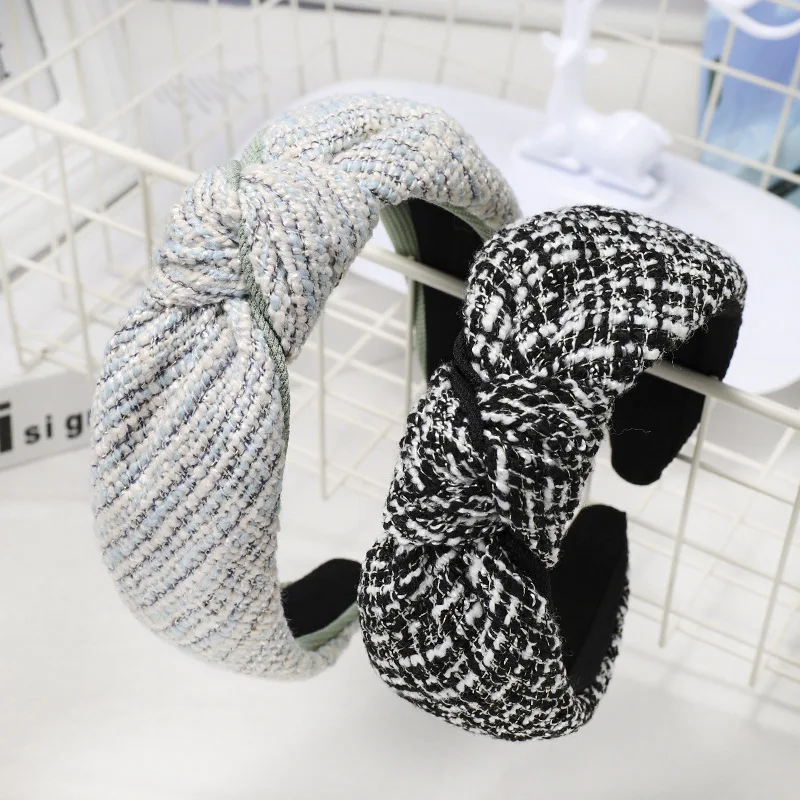 LEVAO Women Autumn And Winter Simple Plaid Wide Headband Bezel Turban Girls Middle Knotted Hair Hoop Hair Accessories Hairbands