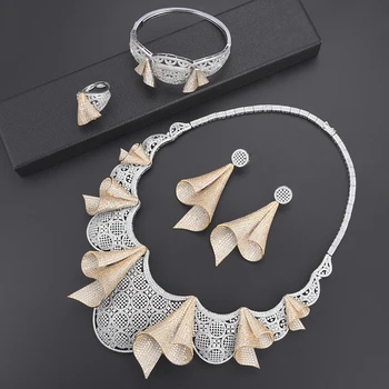 

4pcs Luxury bridal jewelry sets Cubic Zirconia dubai jewelry sets for women Necklace Earrings fashion jewelry Ring Bracelet
