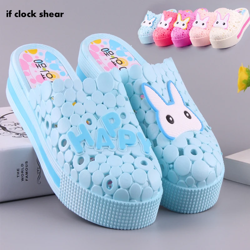 

Doctors Nurses Medical Surgical Shoes Operating Room Lab Slippers New Breathable Soft Protective Shoes Work Flat Medical Clog