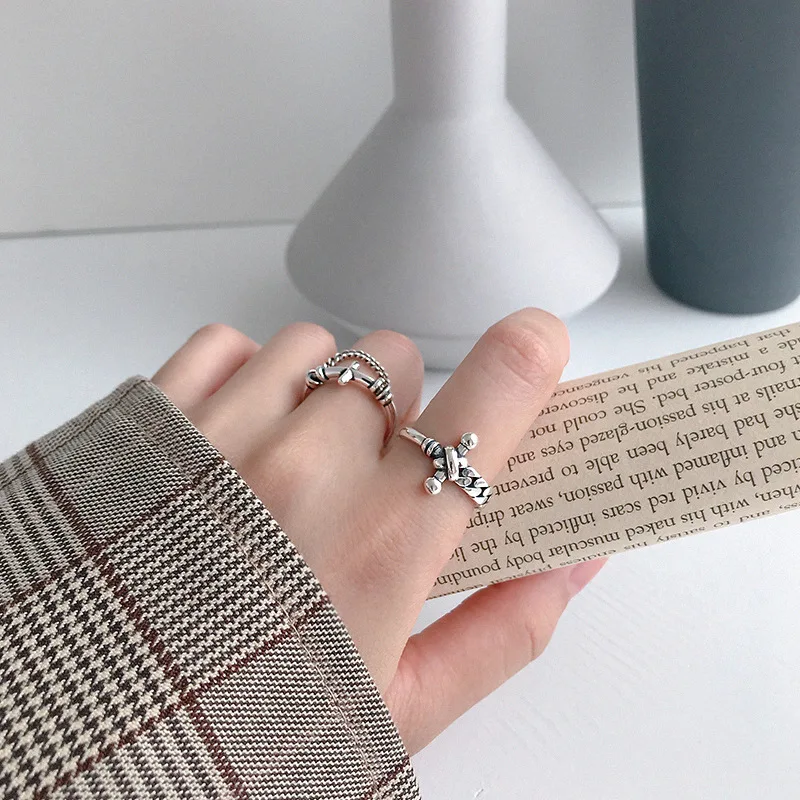 

Silvology 925 Sterling Silver Cross Chain Rings Vintage Asymmetry Creative Texture Open Rings For Women Fashionable Jewelry Gift