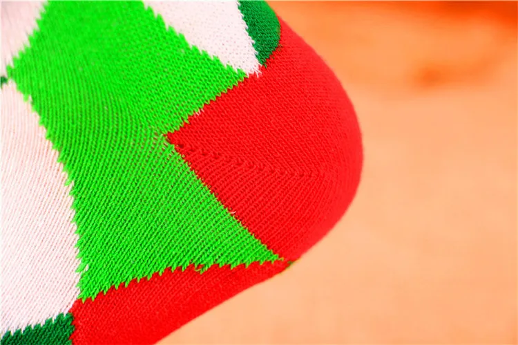 Новые хлопковые рождественские носки, Harajuku, милые носки с героями мультфильмов, женские забавные носки с Санта-Клаусом, рождественские