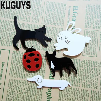 

KUGUYS Fashion Acrylic Jewelry Animal Little White Rabbit Brooches for Women Cat Insect Boy Brooch Bag Pins Trendy Accessories