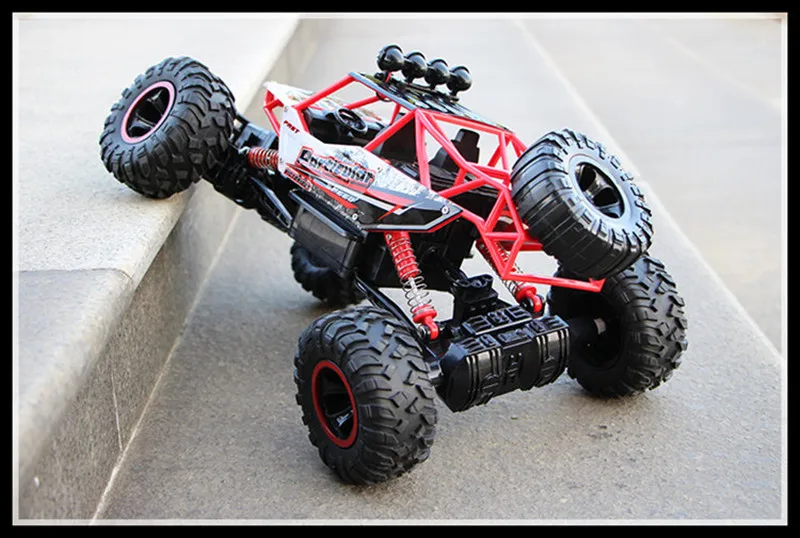 Oversized version of the alloy climbing mountain bigfoot four-wheel drive remote control toy model off-road vehicle climbing car