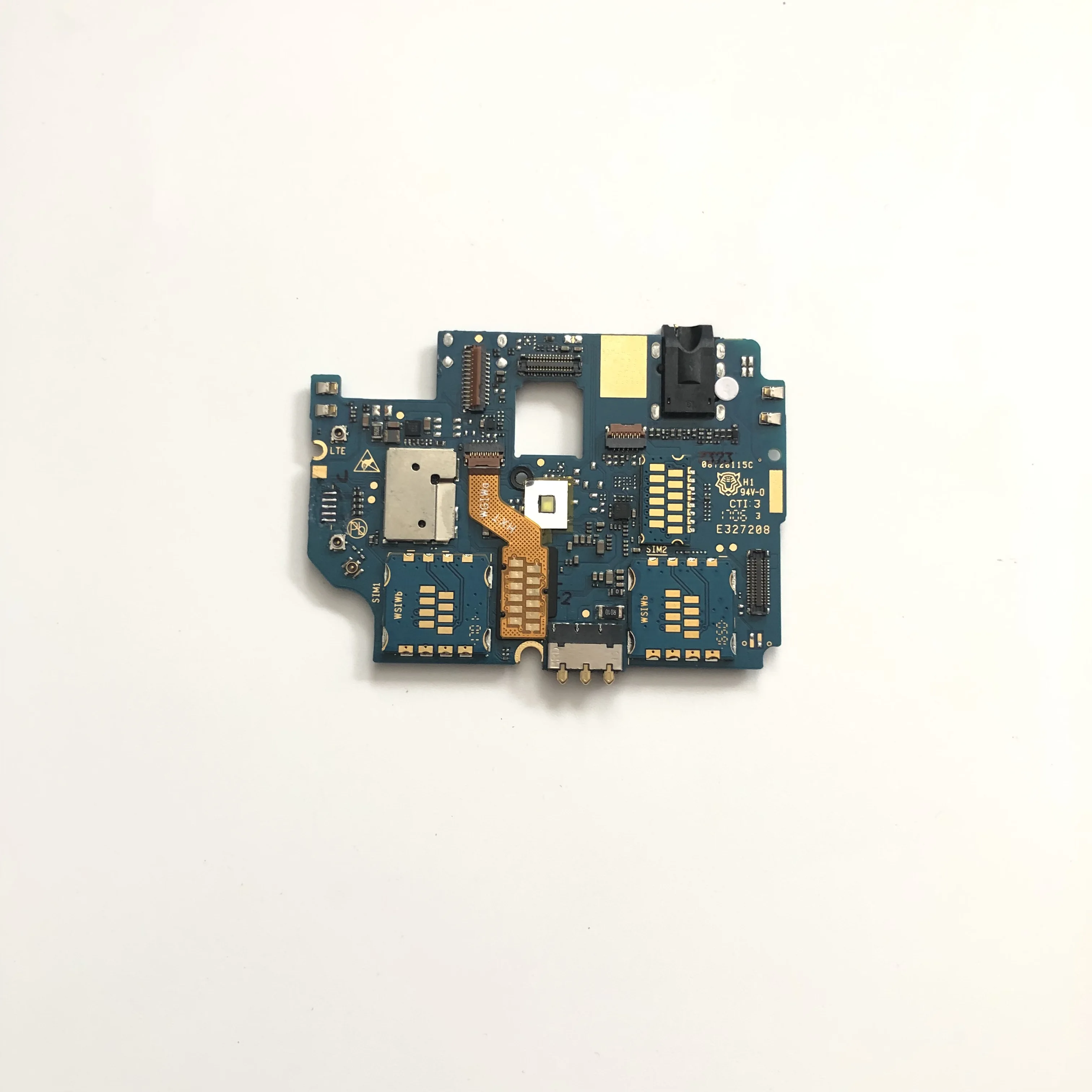 

Used Mainboard 3G RAM+32G ROM Motherboard For HOMTOM HT20 PRO MTK6753 Octa Core 4.7 Inch 1280x720 Smartphone Free Shipping