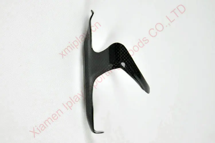 

cheap carbon water bottle cage carbon fiber water bottle cage light weight carbon fiber water bottle cage