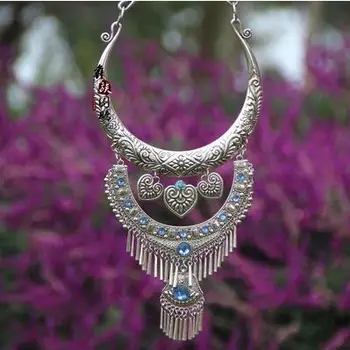 

Folk style Miao Miao silver necklace features retro jewelry jewelry exaggerated collar long pendant female clover