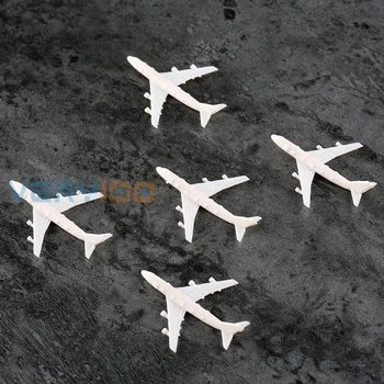 

5pcs Plastic White Airliner Airplane Landscape Scenery Tiny Figure Toy