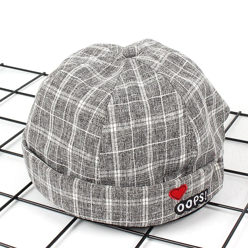 

Embroidery opps Mens Adjustable Retro Crimping Brimless Skull Caps Plaid Beanies For Men Beanie Hat Slouchy Hip Hop Bonnet