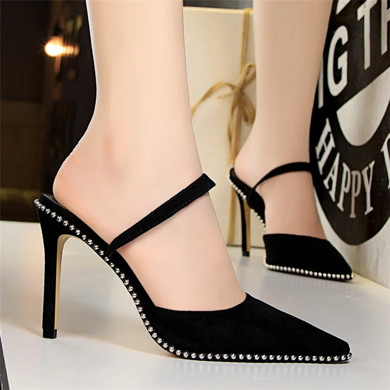 Sexy Hasp Rivet heels leather high-heeled pumps Stiletto heel 9 cm Pointed Toe Hollow Ventilation Shoes woman Rivet shoes