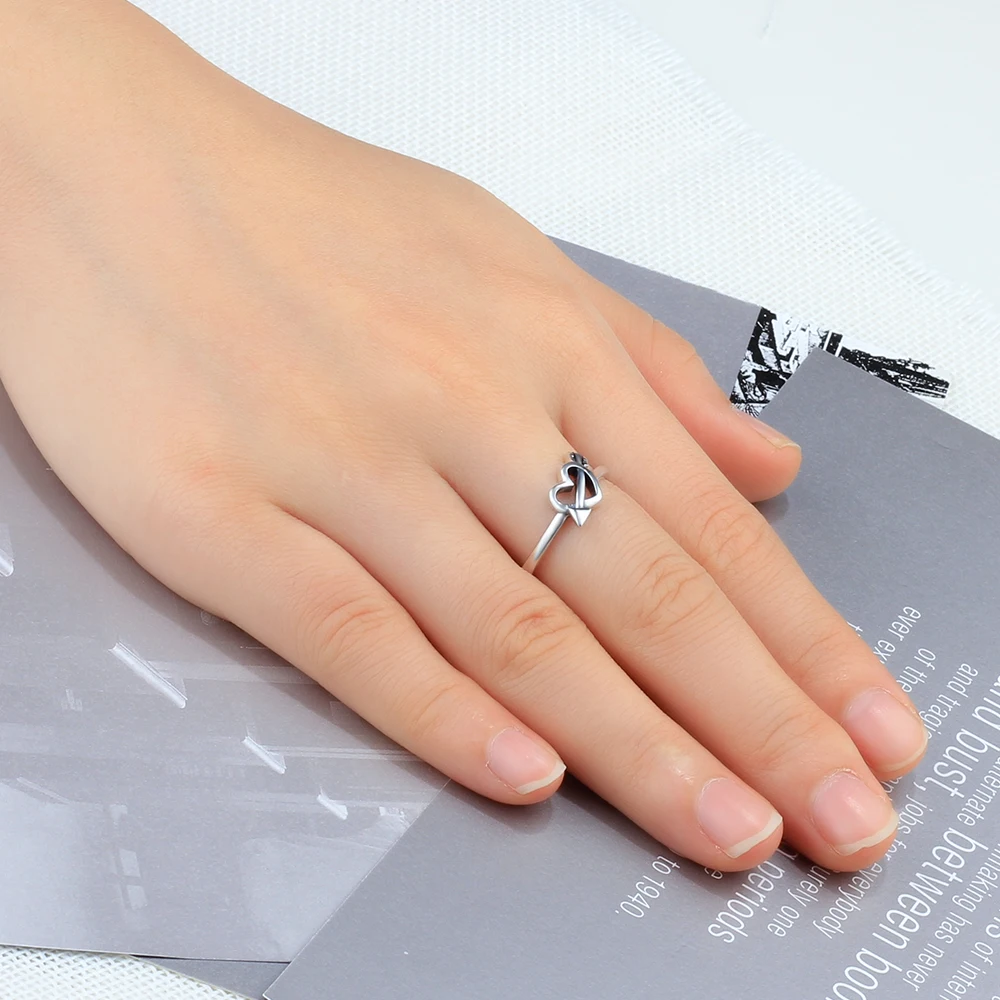 Arrow Of Love Design Ring 925 Sterling Silver Rings For Women OL Jewelry Gift For Her (JewelOra RI102915)