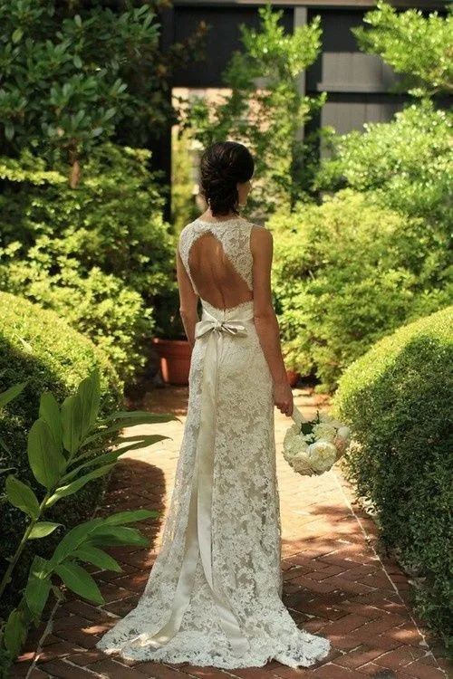 83-7Keyhole Backless V-Neck SheathColumn Lacer Wedding Dress Bridal Gown189