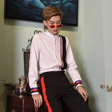 Новинка, мужские роскошные брендовые корейские стильные модные полосатые Дизайнерские мужские рубашки в деловом стиле, повседневные облегающие рубашки для сцены, костюмы певицы