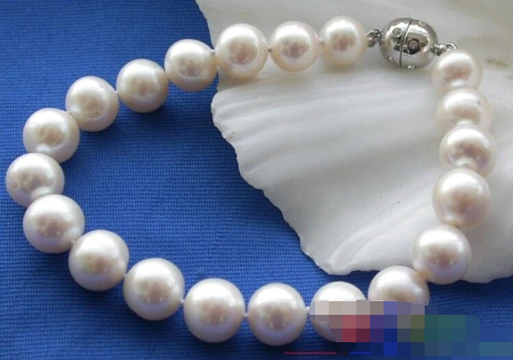 

0712 white ROUND FRESHWATER PEARL BRACELET MAGNET
