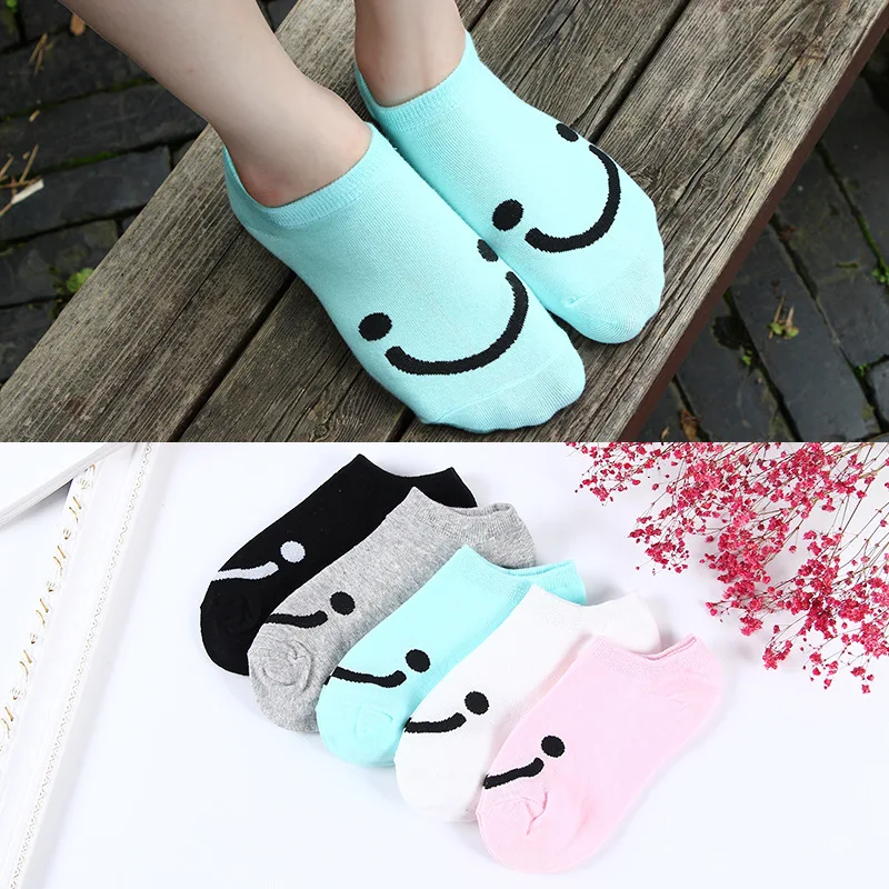 Ankle socks for women with the word smile Ankle socks for women with the word smile
