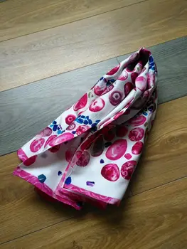 

2019 new arrival spring classic flower pattern 100% pure silk scarf twill hand made roll 90*90 cm shawl wrap for women lady