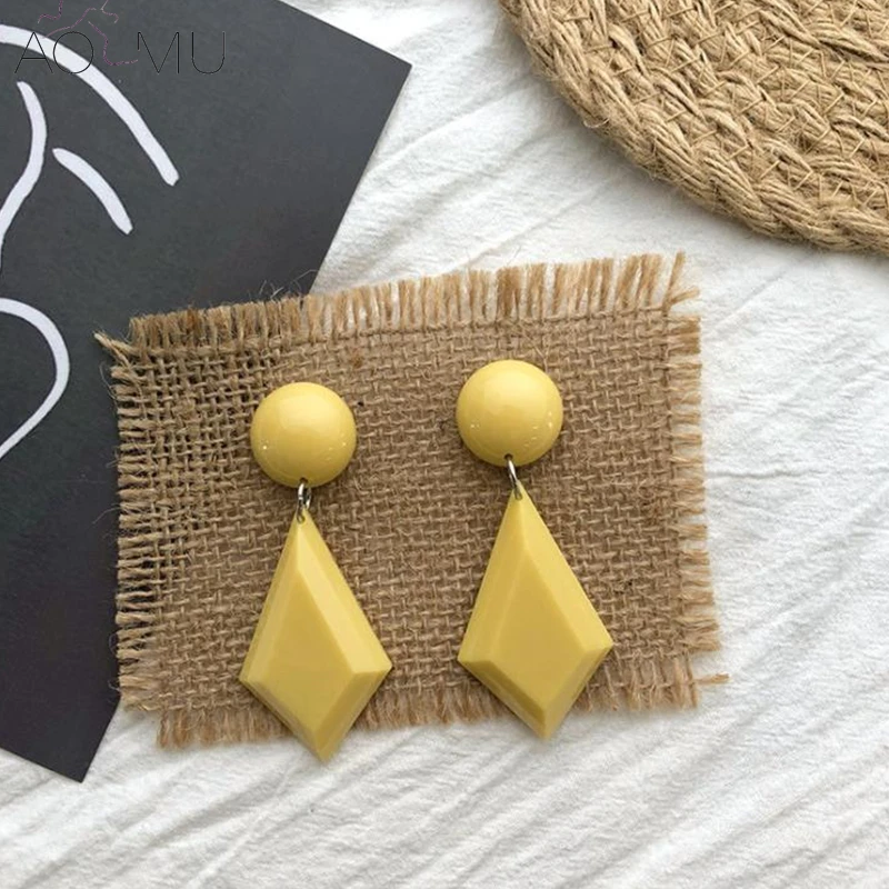 

AOMU Morandi Simple Fashion Yellow Resin Geometric Rhombic Dangle Drop Earrings for Women Girl Brincos Bijoux Gift Accessories