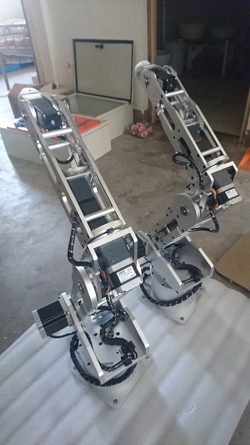 ROBOTARM11