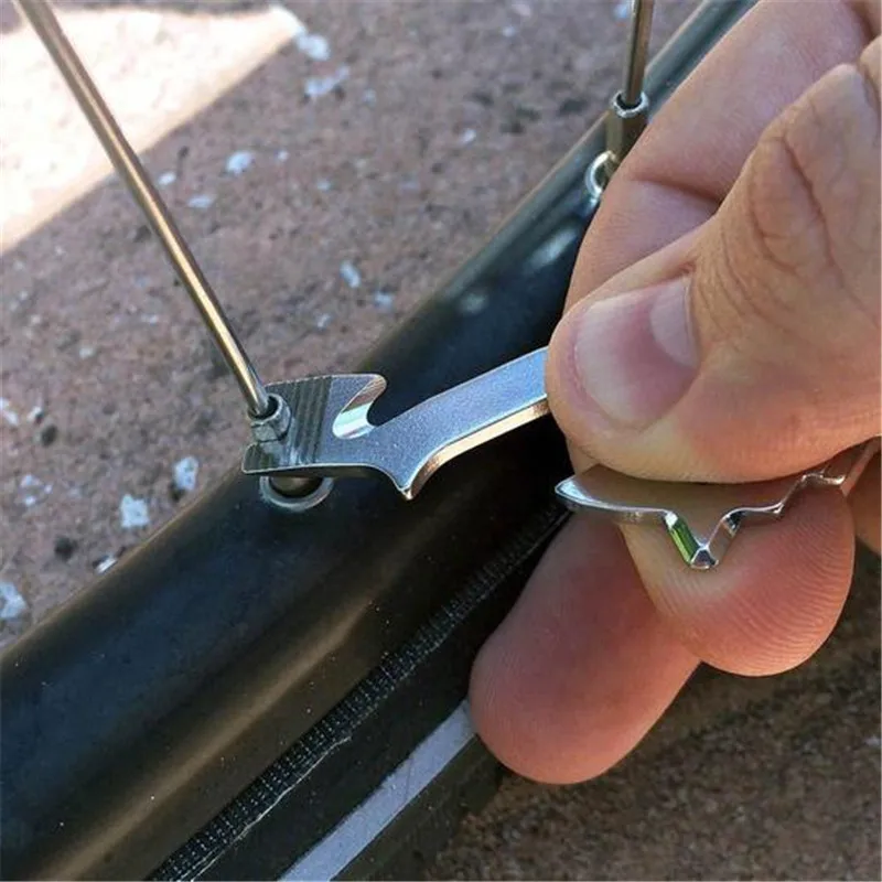 tools-20-in-1-key-size-multi-tool-4_540x