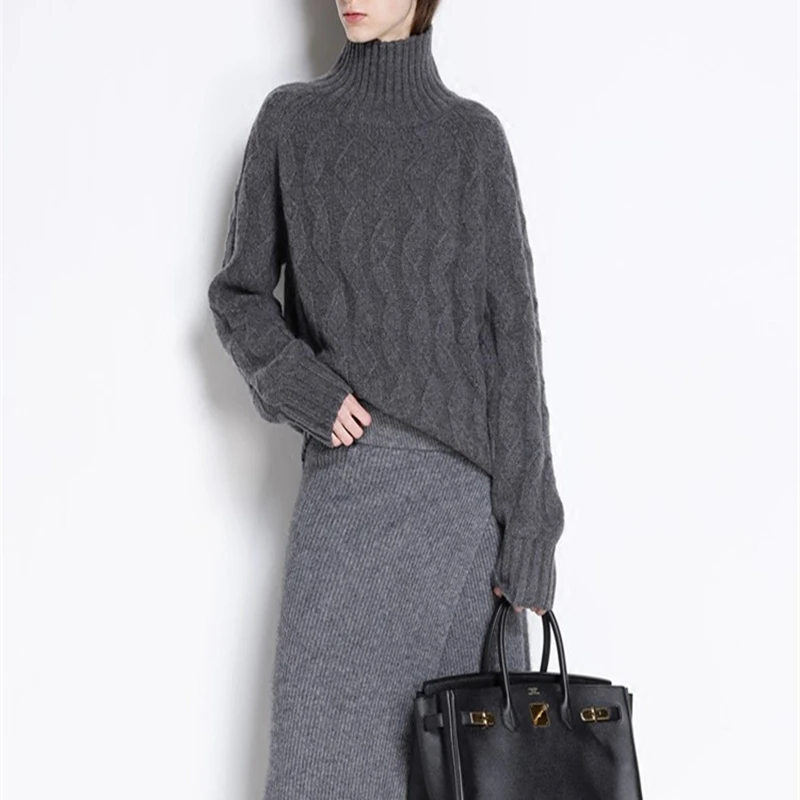 Cashmere sweater winter new ladies high collar loose large size warm comfortable pullover solid color simple elegant women's Cashmere sweater winter new ladies high collar loose large size warm comfortable pullover solid color simple elegant women's