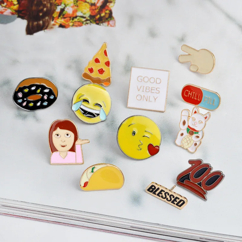 

Cartoon Animal Lovely Character Brooches for Jacket Jeans Food Expression Brooch Alloy Badges on Backpack