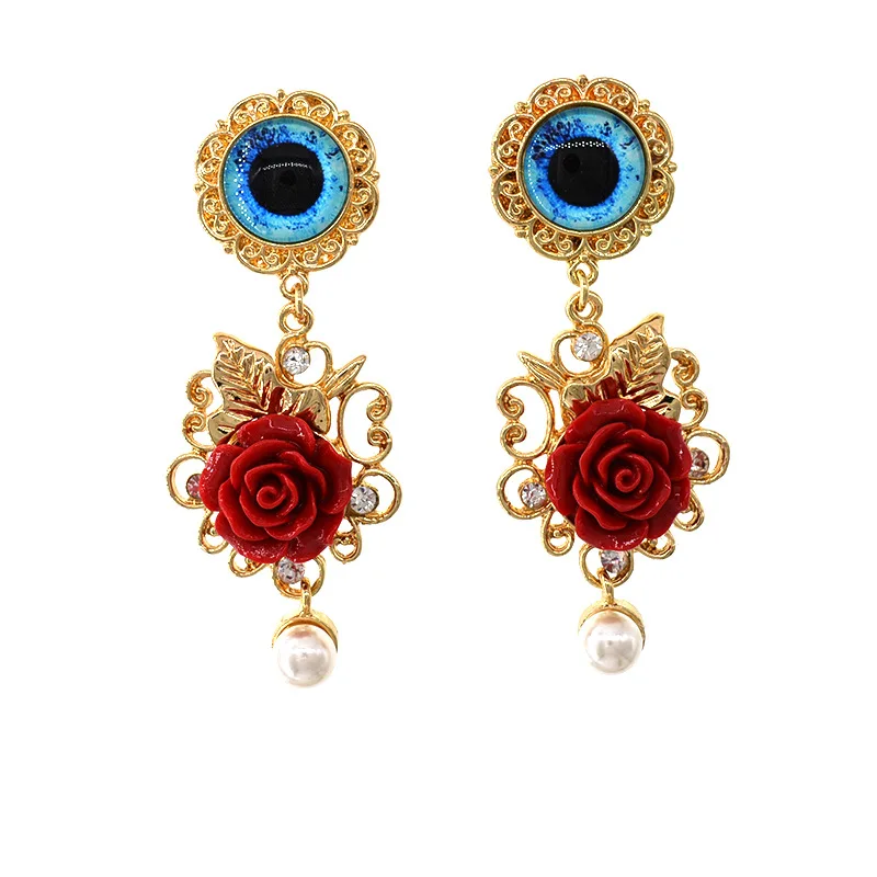 

Vintage fisheye flower earrings for women