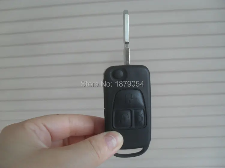 Benz Flip Remote Key Shell 3 Buttons HU39(18).JPG