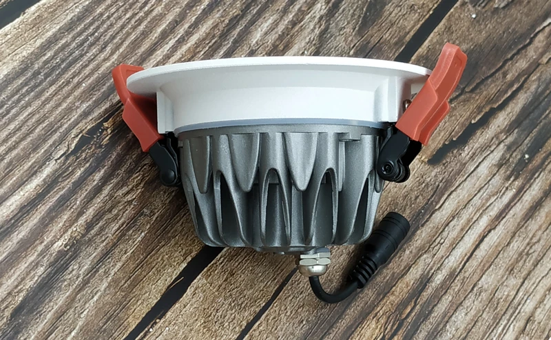JY9704-12W_11