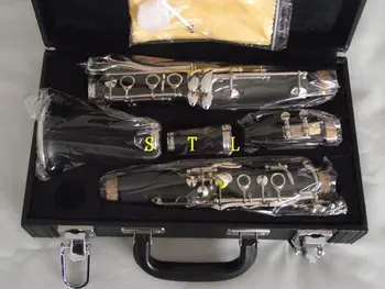 

Advanced clarinet Bb ebonite 18 KEYS good sound