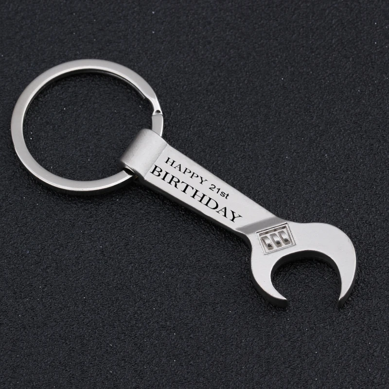 Key custom. Кастом ключей. Keychain name. Key with tag. Custom car key.