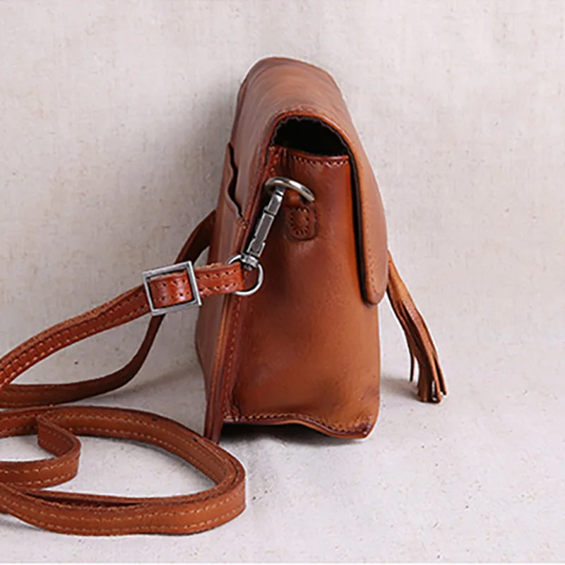 AETOO Pure handmade leather women's bag, mini small square bag, leather retro bag, literary series one-shoulder bag